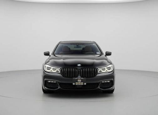 2017 BMW 750 i xDrive