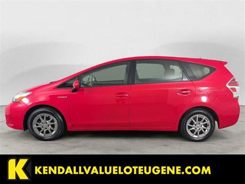 2015 Toyota Prius v Five