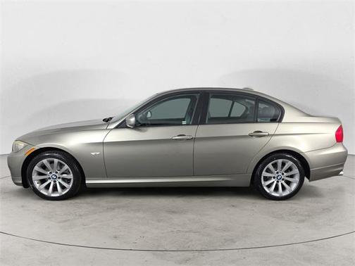 2011 BMW 328 328i