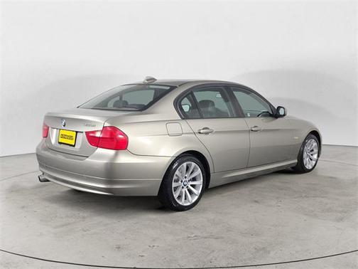 2011 BMW 328 328i