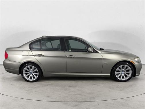 2011 BMW 328 328i