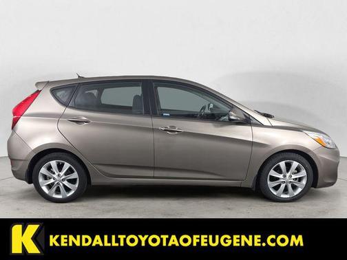 Bronze Metallic 2014 Hyundai Accent SE