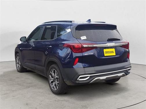 2022 Kia Seltos EX