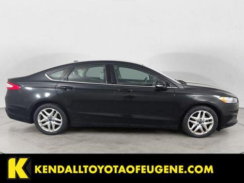 Tuxedo Black 2015 Ford Fusion SE