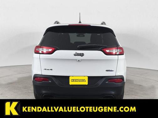 Bright White Clearcoat 2018 Jeep Cherokee Latitude