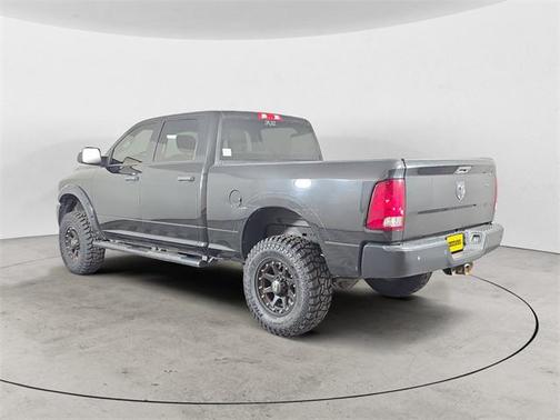 2017 RAM 2500 Tradesman Crew Cab 4x4 6'4' Box