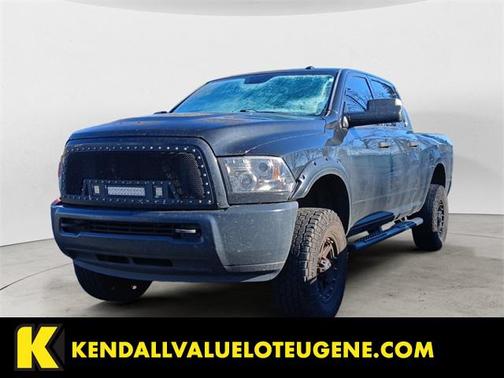 2017 RAM 2500 Tradesman Crew Cab 4x4 6'4' Box