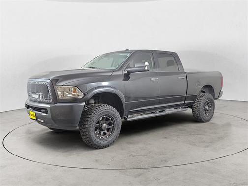 2017 RAM 2500 Tradesman Crew Cab 4x4 6'4' Box