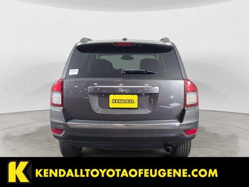 Granite Crystal Metallic Clearcoat 2016 Jeep Compass High Altitude