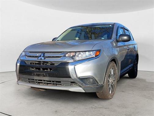 2018 Mitsubishi Outlander ES