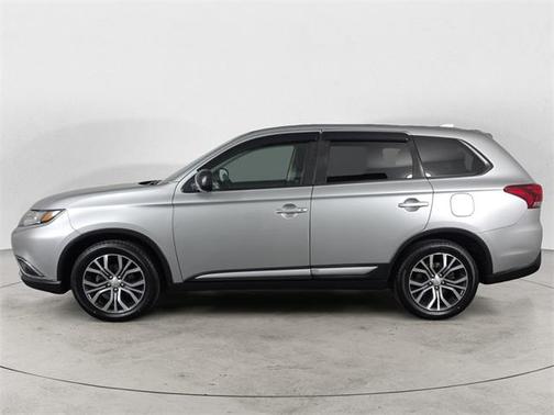 2018 Mitsubishi Outlander ES