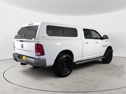 2015 RAM 1500 SLT