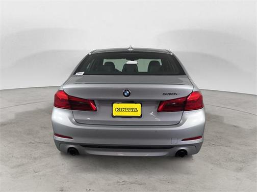 2018 BMW 530e xDrive iPerformance