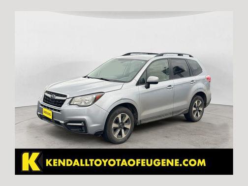 Ice Silver Metallic 2017 Subaru Forester 2.5i Premium