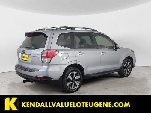 Ice Silver Metallic 2017 Subaru Forester 2.5i Limited