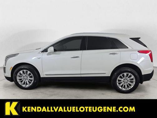 Crystal White 2017 Cadillac XT5 Base