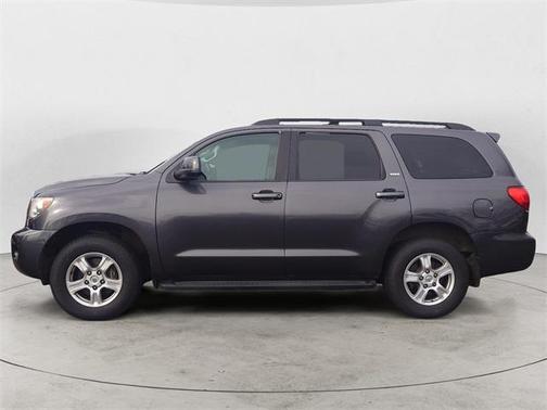 2015 Toyota Sequoia SR5