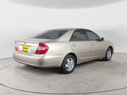 2003 Toyota Camry LE V6