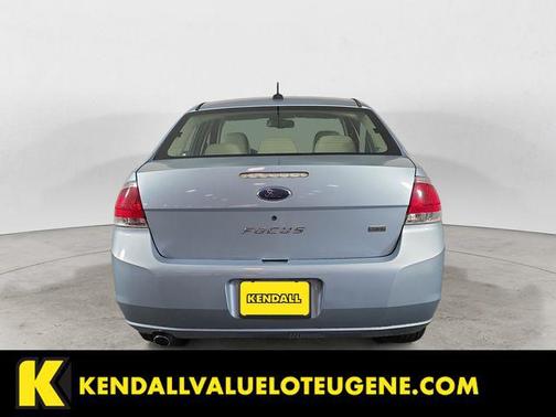 Light Ice Blue Clearcoat Metallic 2009 Ford Focus SEL