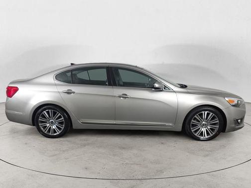 2014 Kia Cadenza Premium