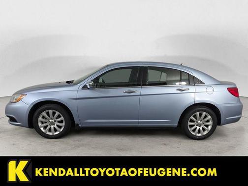 2013 Chrysler 200 Limited