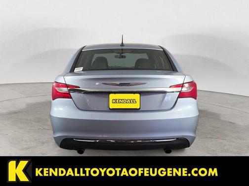 2013 Chrysler 200 Limited