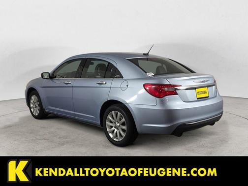 2013 Chrysler 200 Limited