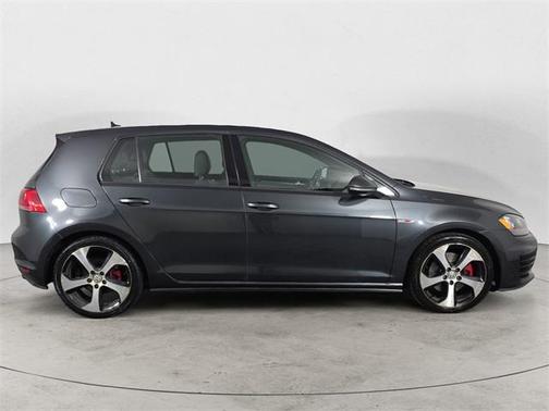 2015 Volkswagen Golf GTI 2.0T SE 4-Door