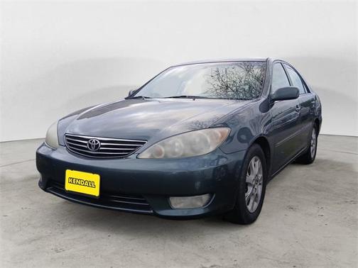 2005 Toyota Camry XLE