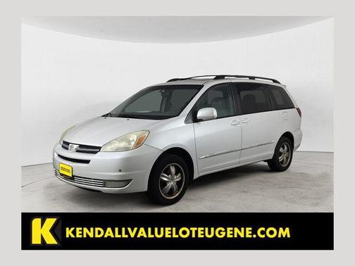 Arctic Frost 2005 Toyota Sienna XLE