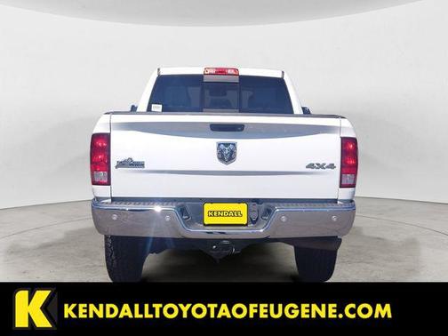 Bright White Clearcoat 2017 RAM 2500 Big Horn Crew Cab 4x4 6'4' Box