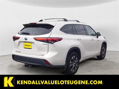 2021 Toyota Highlander Hybrid XLE