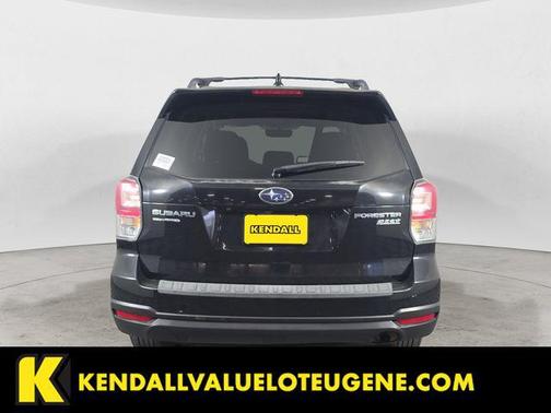 Crystal Black Silica 2017 Subaru Forester 2.5i Premium