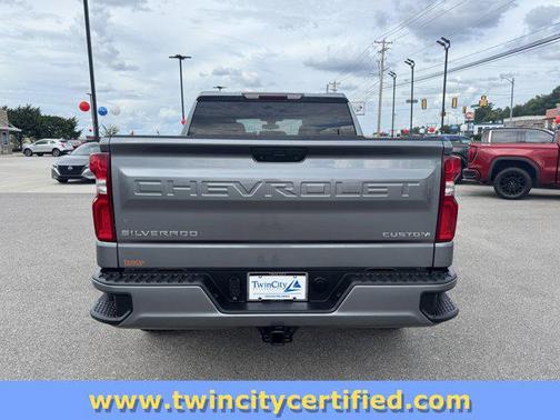 2021 Chevrolet Silverado 1500 Custom