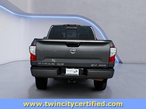 2021 Nissan Titan XD SV