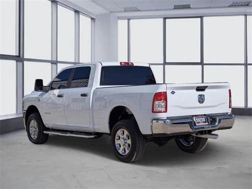 2023 RAM 2500 Big Horn Crew Cab 4x4 6'4' Box