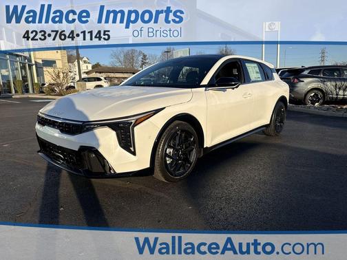 Snow White Pearl 2026 Kia K4 GT-LINE