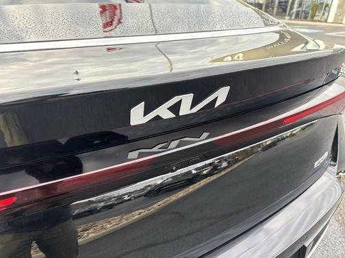 Aurora Black Pearl 2026 Kia K5 GT-Line