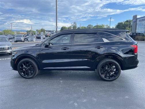 Ebony Black 2021 Kia Sorento SX