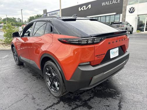 Orange Metallic 2026 Subaru Uncharted