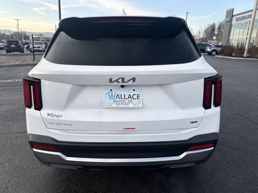 Glacial White Pearl 2026 Kia Sorento S