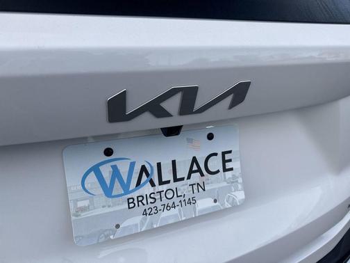 Glacial White Pearl 2026 Kia Sorento S