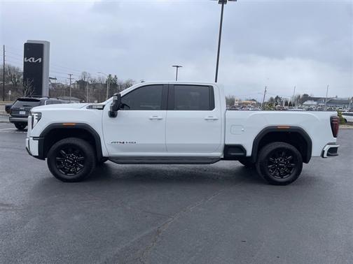 2024 GMC Sierra 2500 AT4