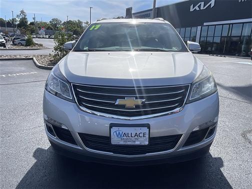 2017 Chevrolet Traverse 2LT