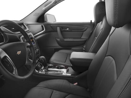 2017 Chevrolet Traverse 2LT