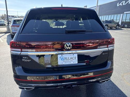 Deep Black Pearl Effect 2026 Volkswagen Atlas 2.0T SEL Premium R-Line