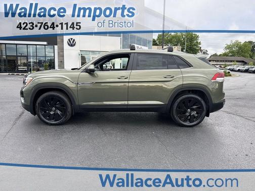 Avocado Green Pearl 2026 Volkswagen Atlas Cross Sport 2.0T SE W/TECHNOLOGY
