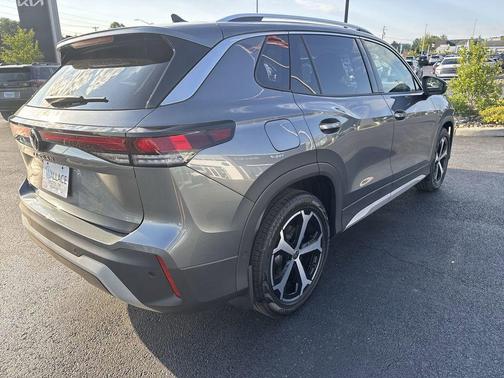 Platinum Gray Metallic 2026 Volkswagen Tiguan 2.0T SE