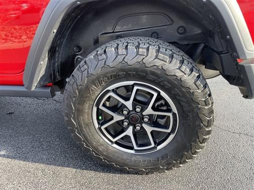 Firecracker Red Clearcoat 2025 Jeep Wrangler Rubicon