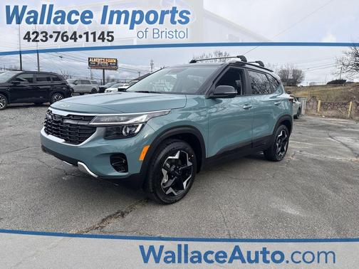 Blue / Black 2026 Kia Seltos S